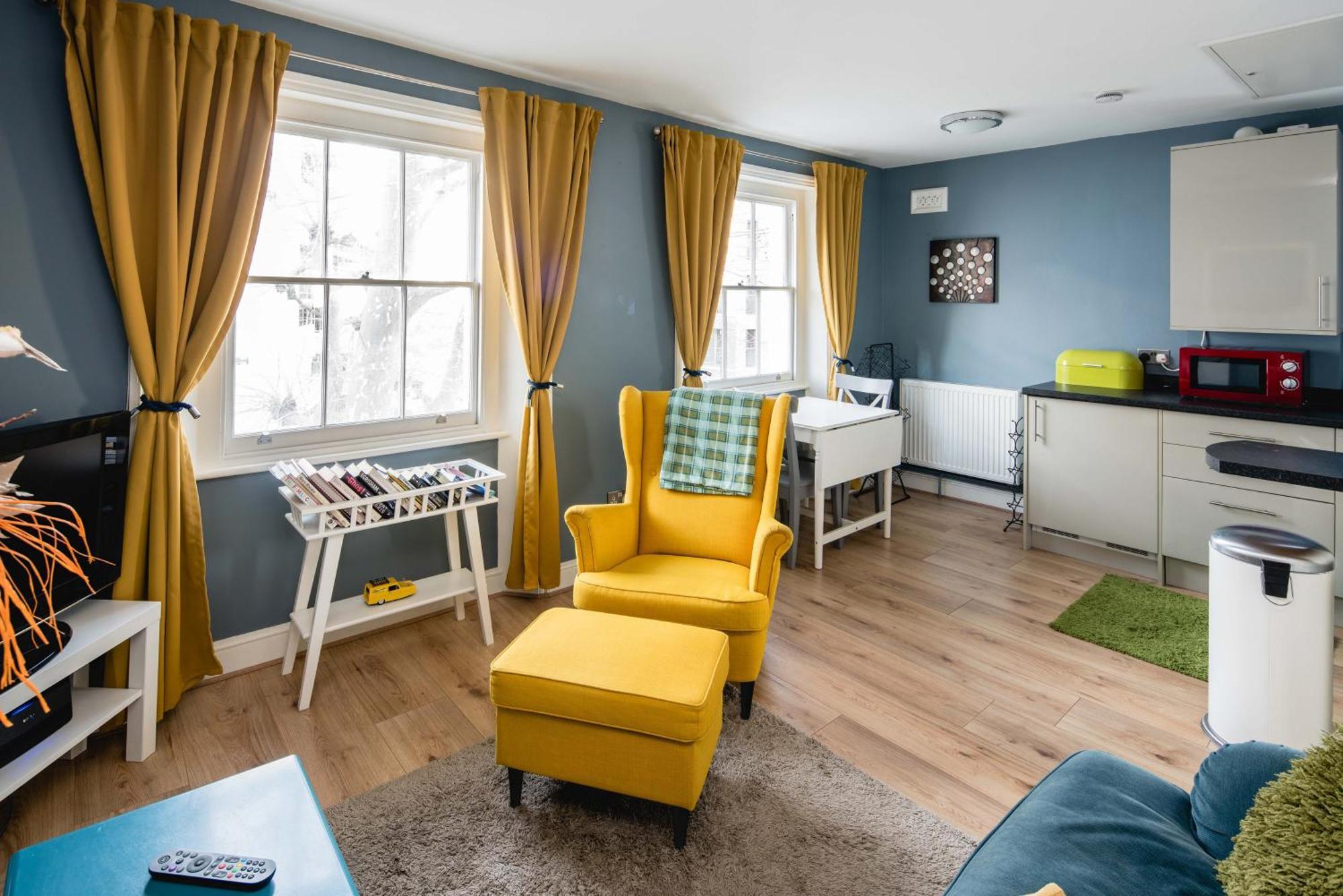 Apartamento Superb 1Bd Flat In The Heart Of Camden Town Londres Exterior foto